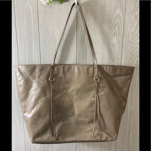HOBO International Tan Tote With Wallet